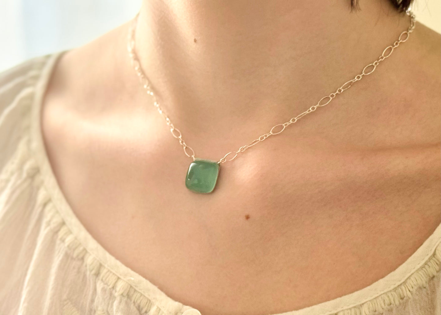 Aeris Aquaprase Cushion Necklace