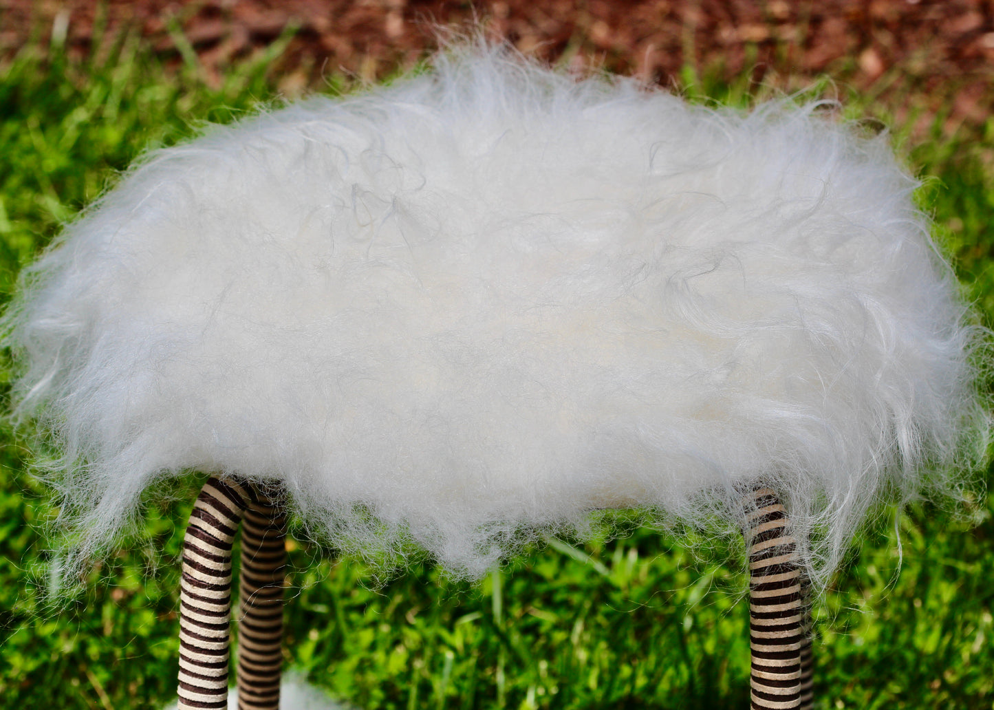 Shagalot Stool White