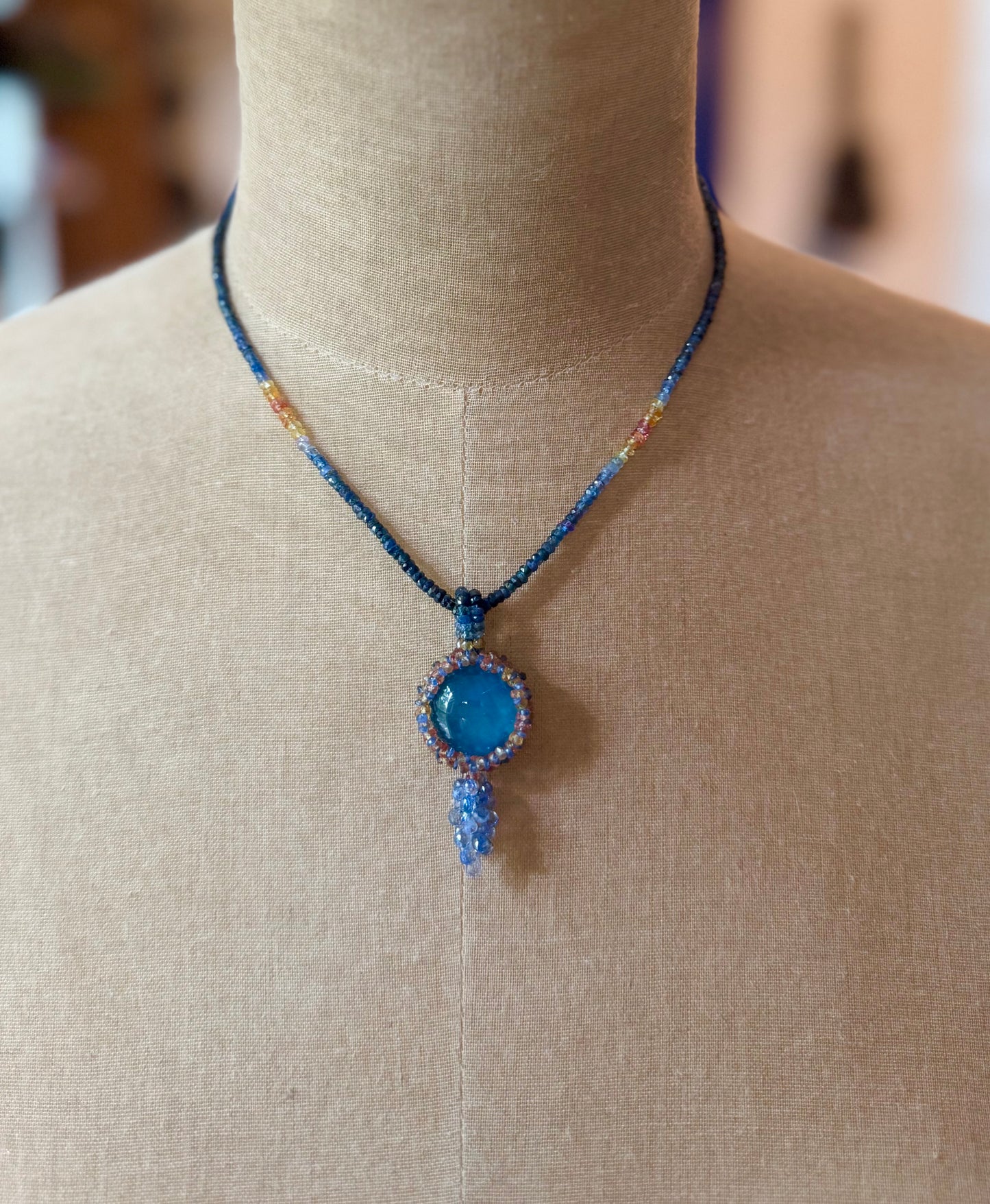CaerMeto Pendant & Necklace