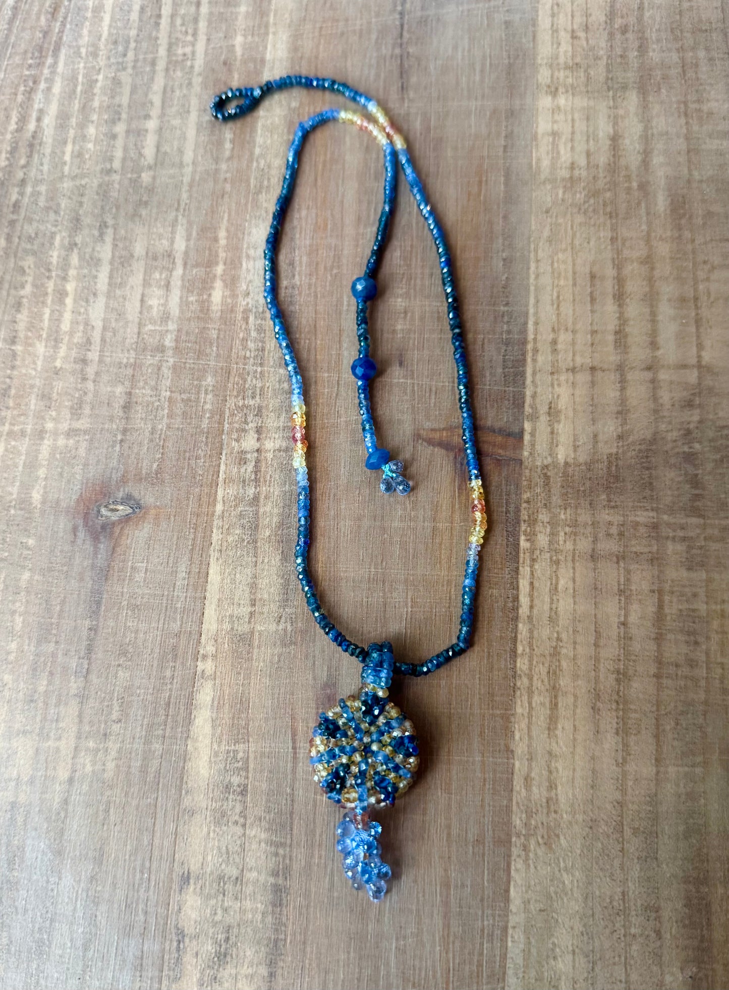 CaerMeto Pendant & Necklace